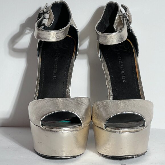 Rock & Republic Soft Pewter Gold Wedge Leather Corset Heel Sz 8 - Picture 10 of 14